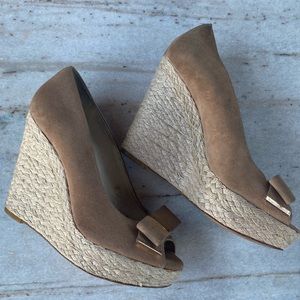 Cream Michael Kors wedge shoes!